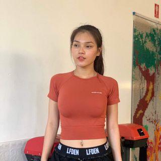 Quần áo thể thao - legging thun xịn - co giãn 4 chiều- giá xưởng