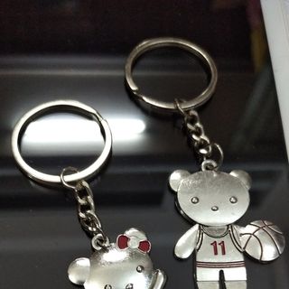 Rất nhiều mẫu móc khóa cặp đôi sỉ 13k
