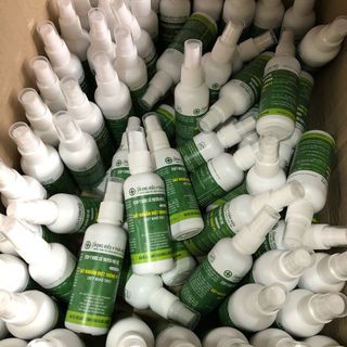 Nước xịt rửa tay khử khuẩn corona tinh dầu Quế