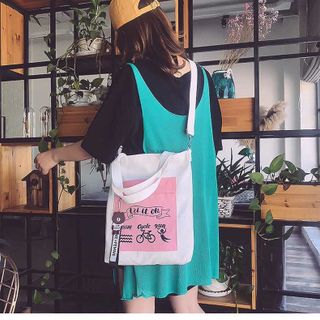 TÚI TOTE ĐEO CHÉO HOAT TIẾC