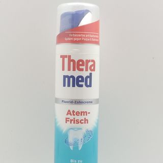 Kem đánh răng Thera med giá sỉ