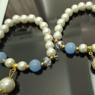 Chuỗi đeo tay hạt đá xanh đẹp