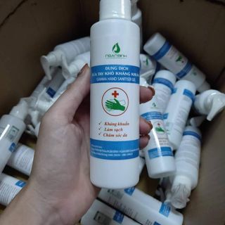 Dung dịch sát khuẩn