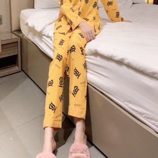 Pijama họa tiết chữ Vàng cao cấp giá sỉ