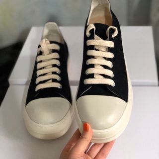 Giày thể thao sneaker Ro