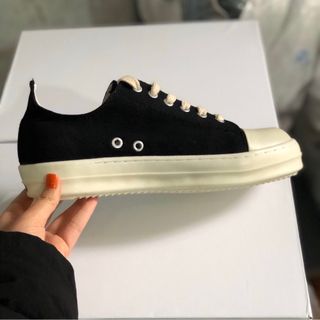 Giày thể thao sneaker Ro