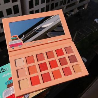 BẢNG PHẤN MẮT ODBO SUNDOWN 18 COLOR EYESHADOW PALETTE NEW