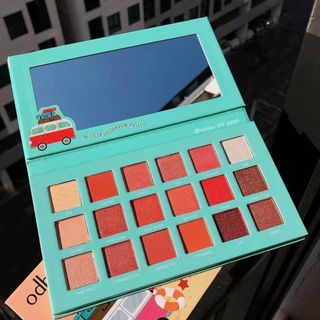 BẢNG PHẤN MẮT ODBO SUNDOWN 18 COLOR EYESHADOW PALETTE NEW