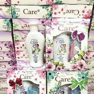 HỘP QUÀ TẶNG SỮA TẮM CARE KÈM BÔNG TẮM giá sỉ