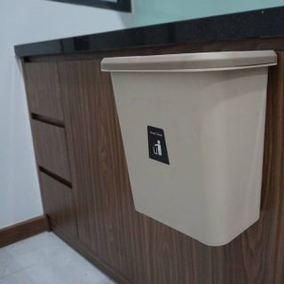 Thùng Rác Treo Nhà Bếp