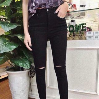 Quần jean nữ màu đen kiểu rách gối thời trang