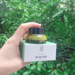 Kem dưỡng da mặt trắng da bơ