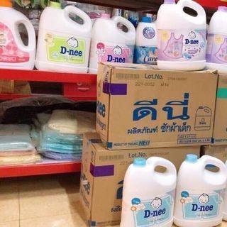 Nước giặt Dnee Thái lan