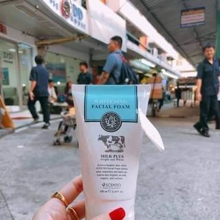 SỮA RỬA MẶT CON BÒ THÁI LAN MILK PLUS 100mL
