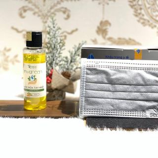 Gel diệt khuẩn khô - tặng khẩu trang y tế - dưỡng da tay Saffron Care - 120 ml