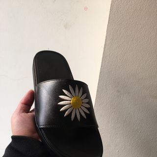 dép hoa cúc da