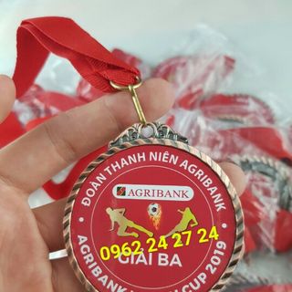 bán huy chương giải thể thao làm huy chương giải chạy cung cấp huy chương cho các trường