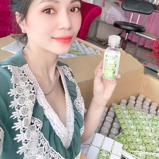 Nước rửa tay Zoley