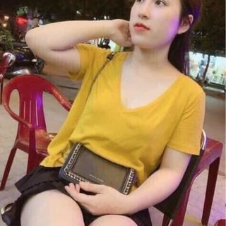 Áo thun nữ cổ tim trơn màu thời trang