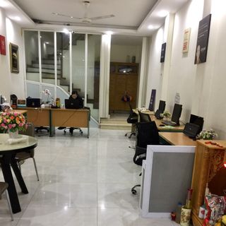 Bán nhà 5 tầng chính chủ có sổ đỏ