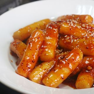 500G Bánh Gạo Tokbokki Green Foods Hàn Quốc dạng thỏi