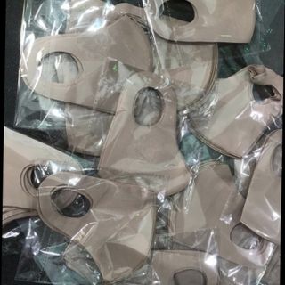 Khẩu trang kháng khuẩn