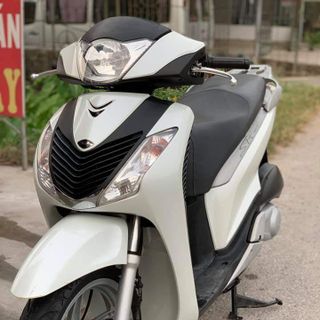 Cần bán Honda Shi 150cc đời 2012 màu trắng sứ còn mới