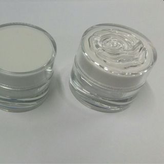 Hủ lọ chiếc kem Mỹ phẩm