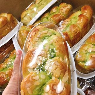 Bánh Mì Hoa Cúc giá sỉ