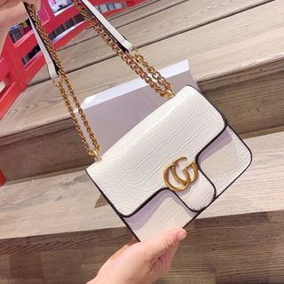 Túi gia re nhiều mau