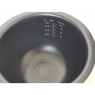 Nồi cơm điện Cuckoo 18L CR - 689
