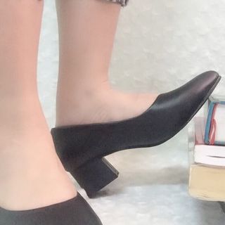 GIÀY NỮ MŨI NHỌN GÓT VUÔNG 5CM