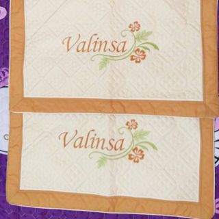 Vỏ gối thêu Satin trần bông có khóa kéo Xem ảnh