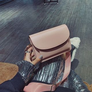 Túi Đeo Chéo Nữ Da Trơn Bì Thư D9154