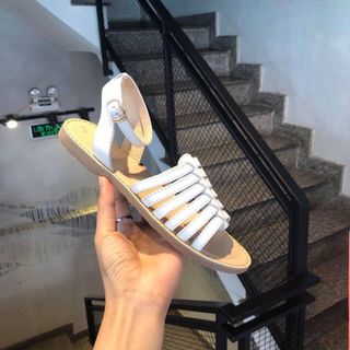 Giày sandal roi cute
