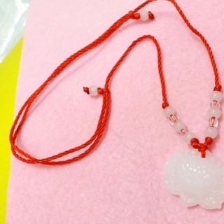 nhiều mẫu dây chuyền phong thủy đẹp