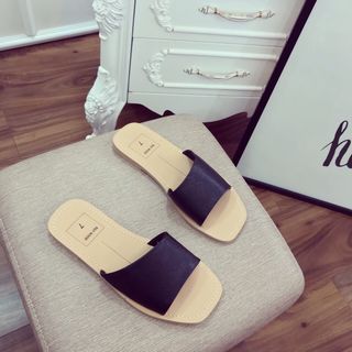 Dép da cách điệu siêu cute
