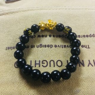 Vòng Tay Phong Thủy Cả Hộp Đựng