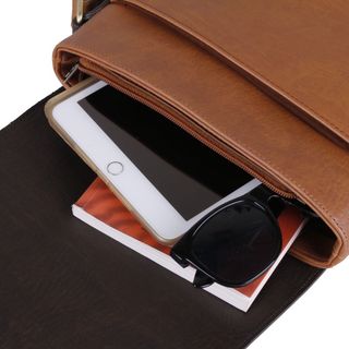Túi Đeo Chéo Unisex CNT IPAD19 Cao Cấp Đen