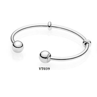 Vòng kiềng chữ C trơn có khắc LOGOPAN
