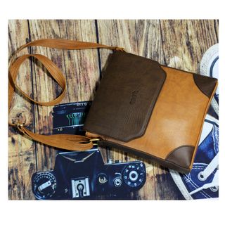 Túi Đeo Chéo Unisex CNT IPAD19 Cao Cấp Nâu