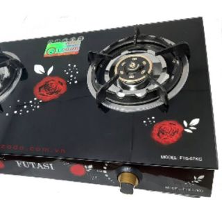 Bếp ga đôi FUTASI FTS-67KG Giá Niêm Yết 1280k