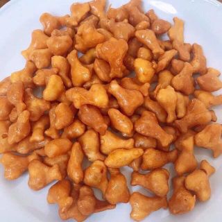 BÁNH ĐÙI GÀ CAY