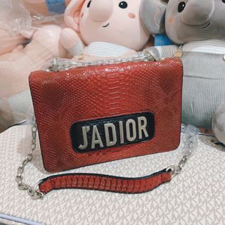 Tuia van ran cao cấp