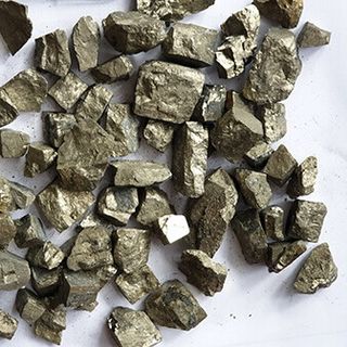 Đá vàng găm phong thuỷ may mắn 1 kg