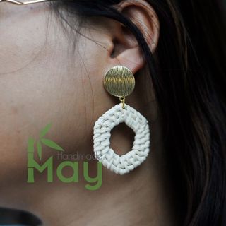 Khuyên tai mây tre mẫu hot