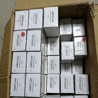 Phấn má hồng thỏi Hàn quốc