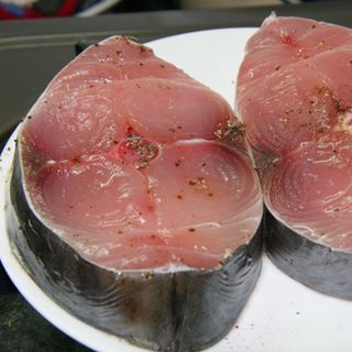 CÁ THU LỚN tươi vừa lên bờ