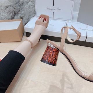 Giày sandal got mau phối đẹp