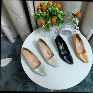Giày Bít 5p mũi nhọn phom chuẩn lót có mút êm mềm
Size 35-39